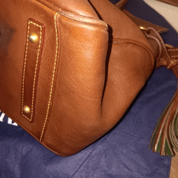 Dooney Bourke Florentine double pocket satchel chestnut with flaw on bottom - Picture 12 of 16